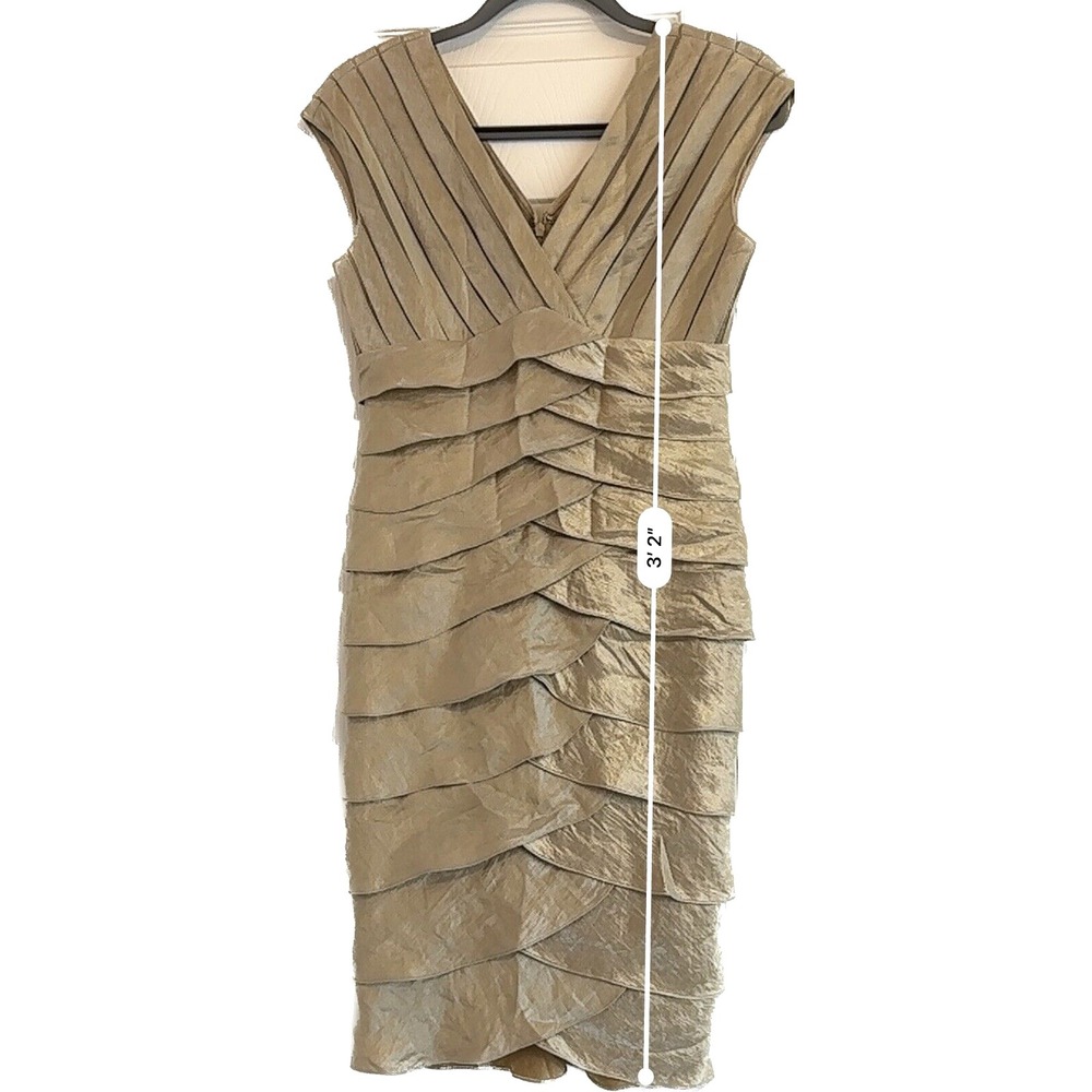 Adrianna Papell Dress Women's Size 4 Tiered Petal Layered Sheath Beige Gold - Picture 3 of 8